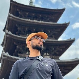 Meet your Posher, Mustafa